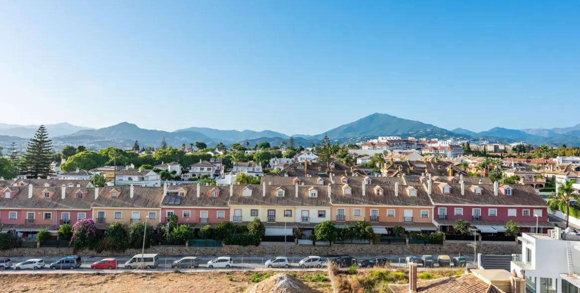 Sale of penthouse in San Pedro de Alcántara 23
