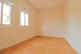 Image 4 thumb