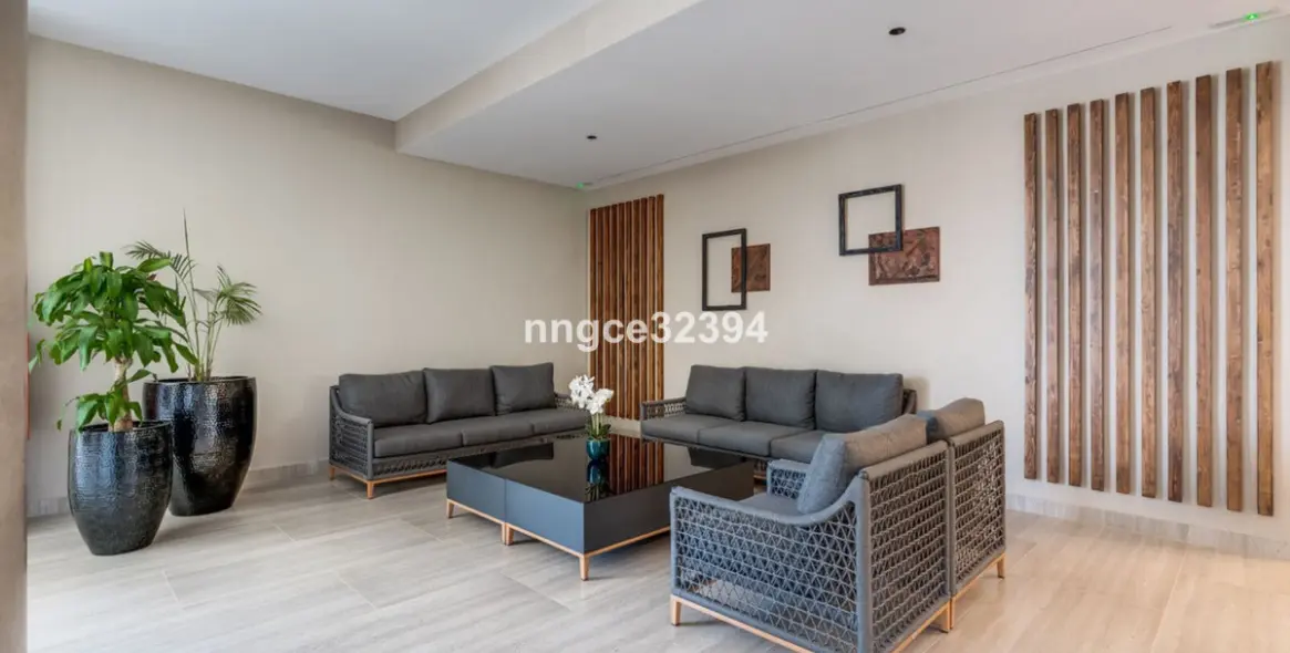 Sale of middle floor apartment in Nueva Andalucía 13