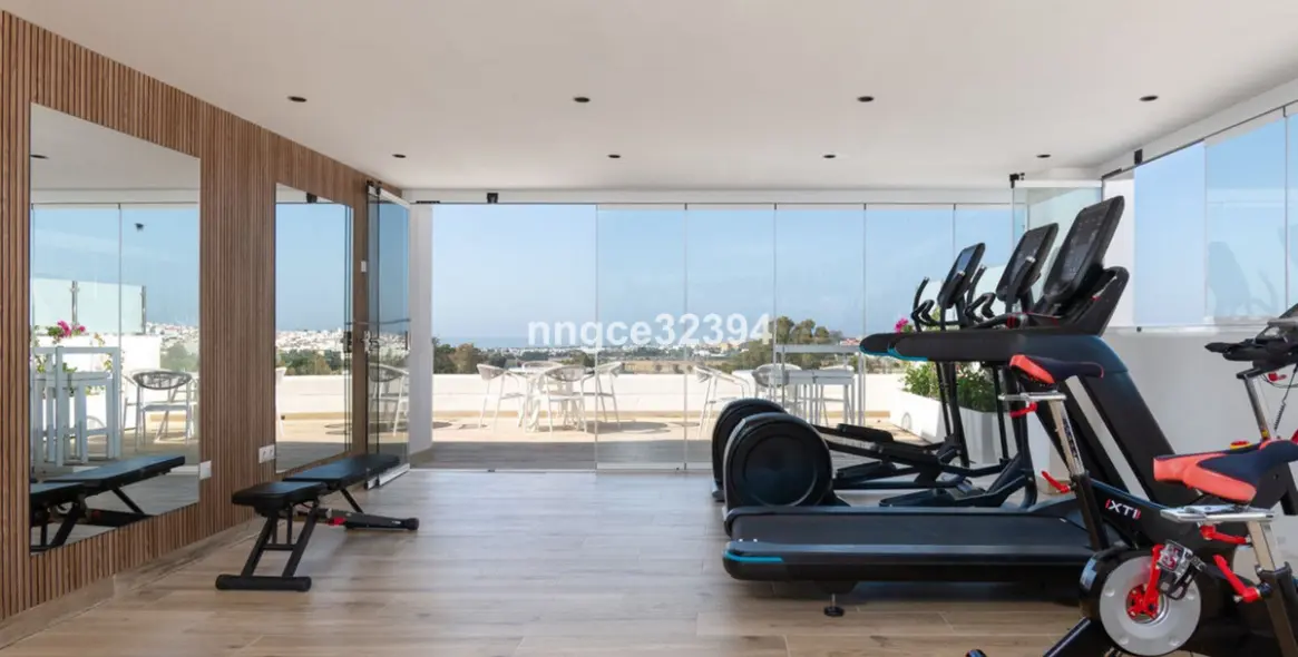 Sale of middle floor apartment in Nueva Andalucía 14