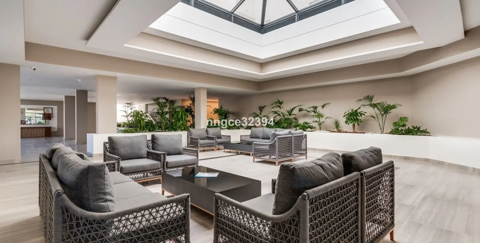 Продажа апартаментов на среднем этаже в Nueva Andalucía 11