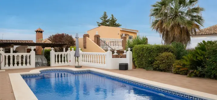 Sale of detached villa in Alhaurín el Grande 1