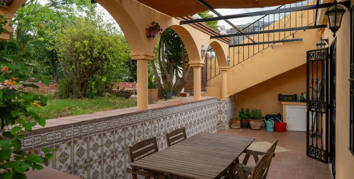 Sale of detached villa in Alhaurín el Grande 12