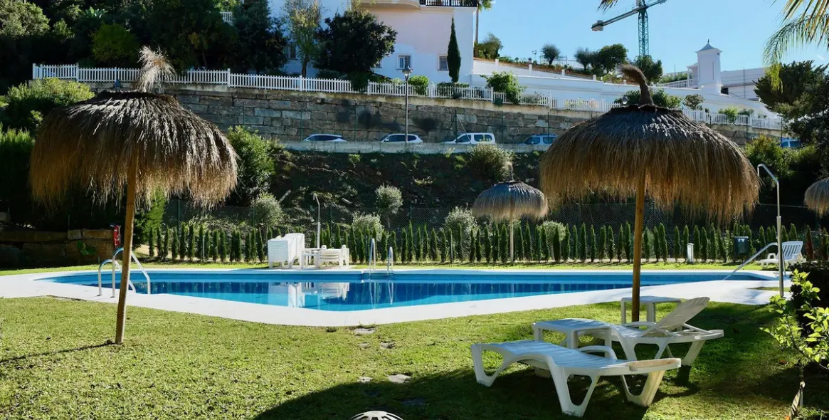 Продажа дома на две семьи в Cabopino 9