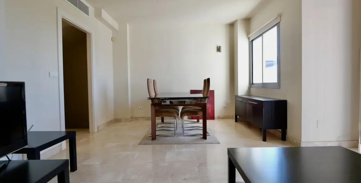 Продажа дома на две семьи в Cabopino 12