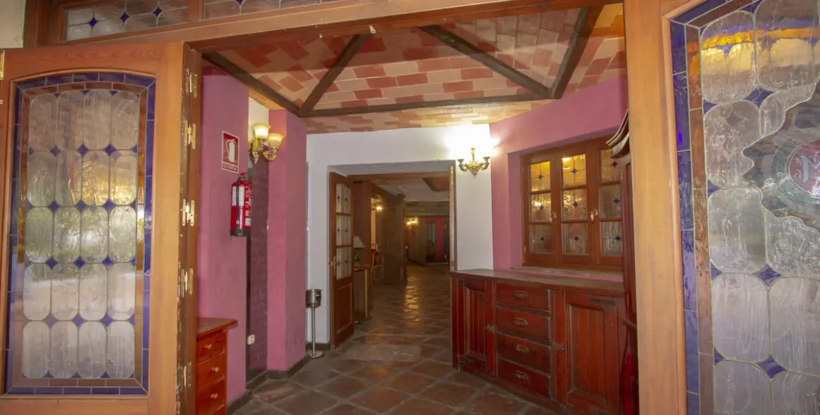 Продажа ресторана в Marbesa 2