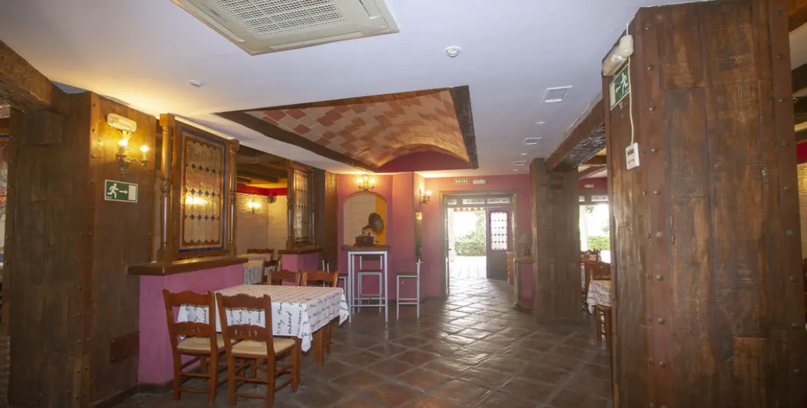 Продажа ресторана в Marbesa 4