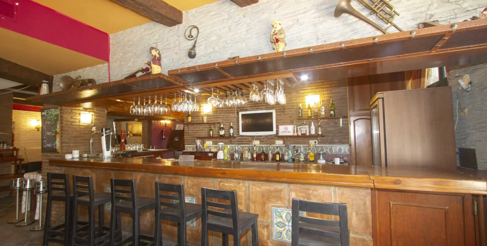 Продажа ресторана в Marbesa 5