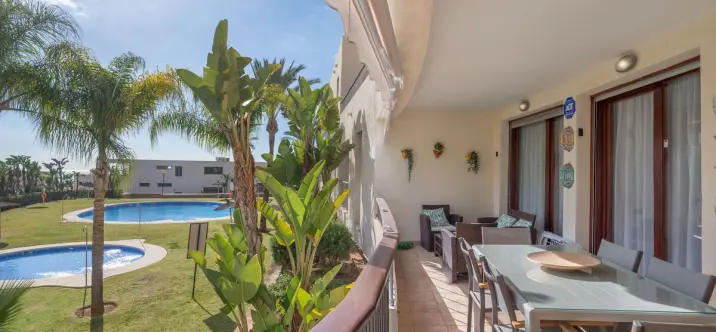 Sale of ground floor apartment in Altos de los Monteros 4