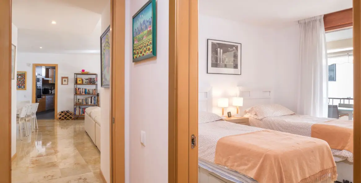 Sale of ground floor apartment in Altos de los Monteros 17