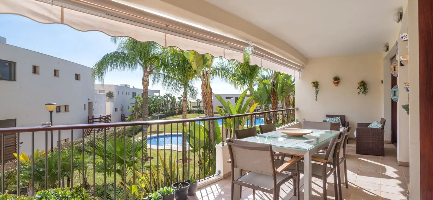 Sale of ground floor apartment in Altos de los Monteros 3