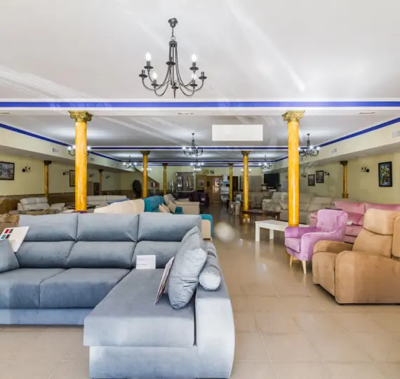 Venta de local comercial en Estepona