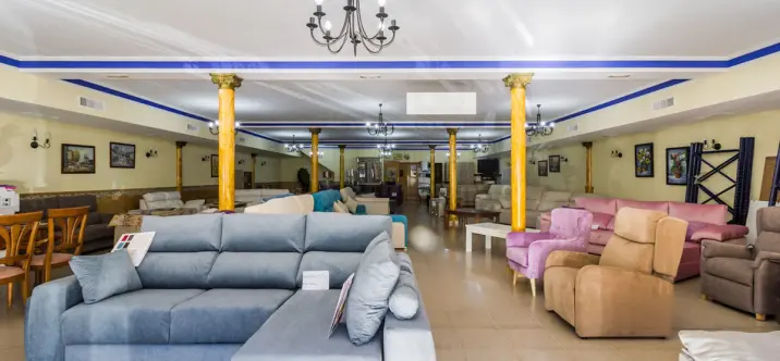 Venta de local comercial en Estepona 0