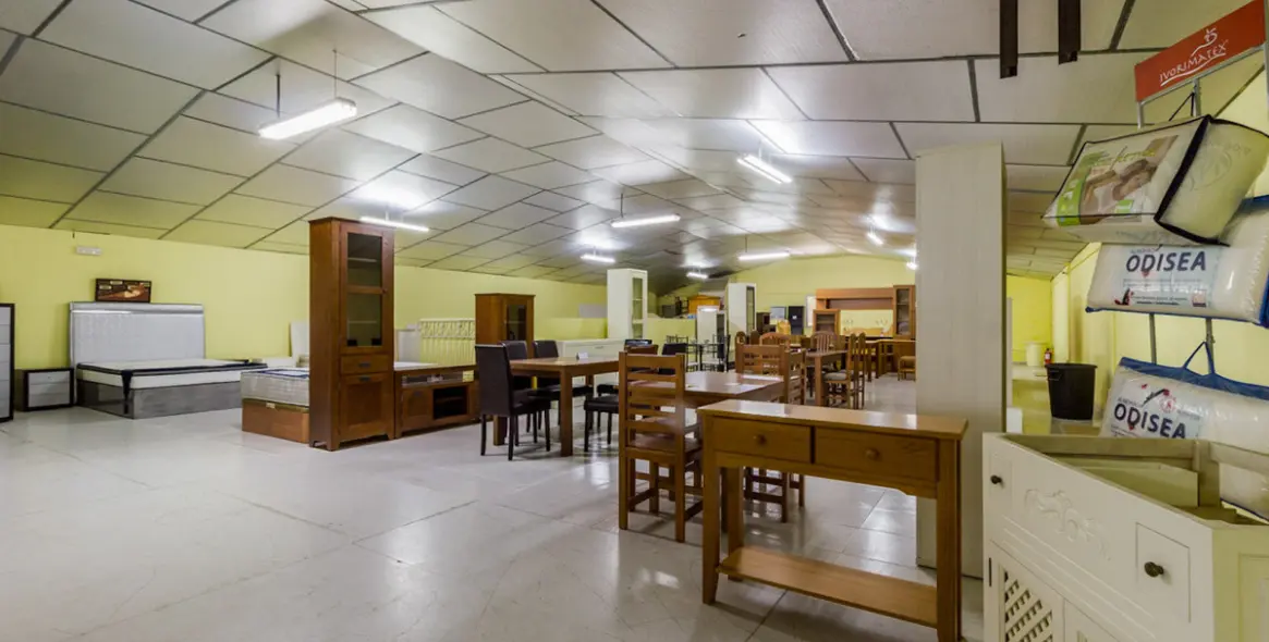 Продажа коммерческого помещения в Estepona 3