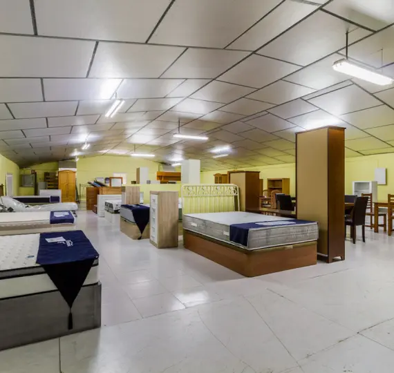 Venta de local comercial en Estepona