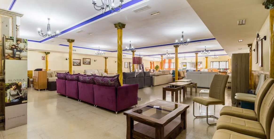 Продажа коммерческого помещения в Estepona 5