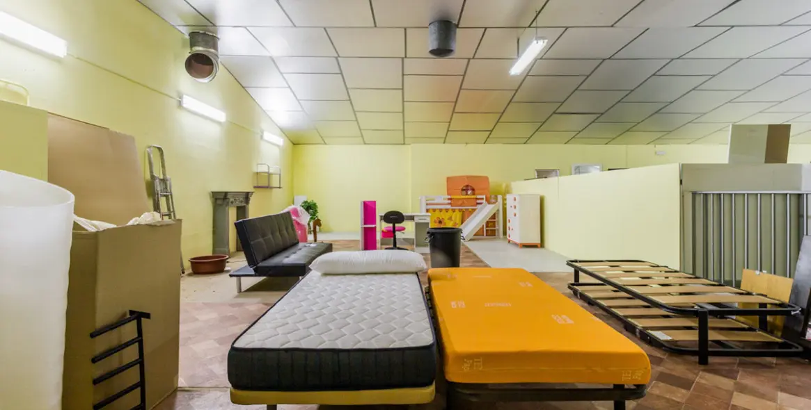 Продажа коммерческого помещения в Estepona 10