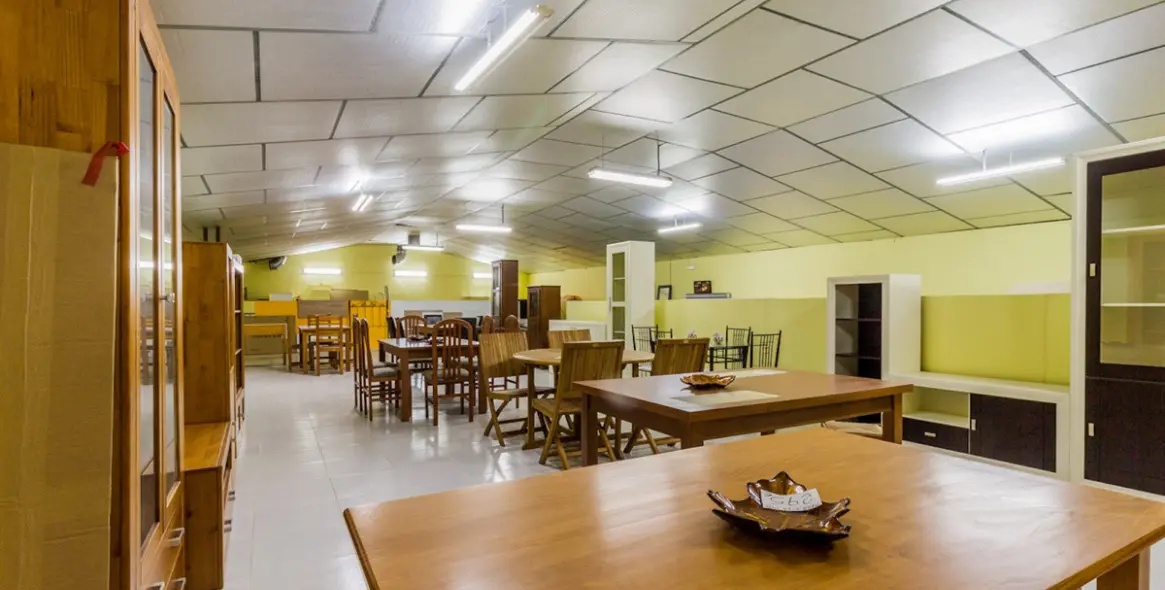 Продажа коммерческого помещения в Estepona 11