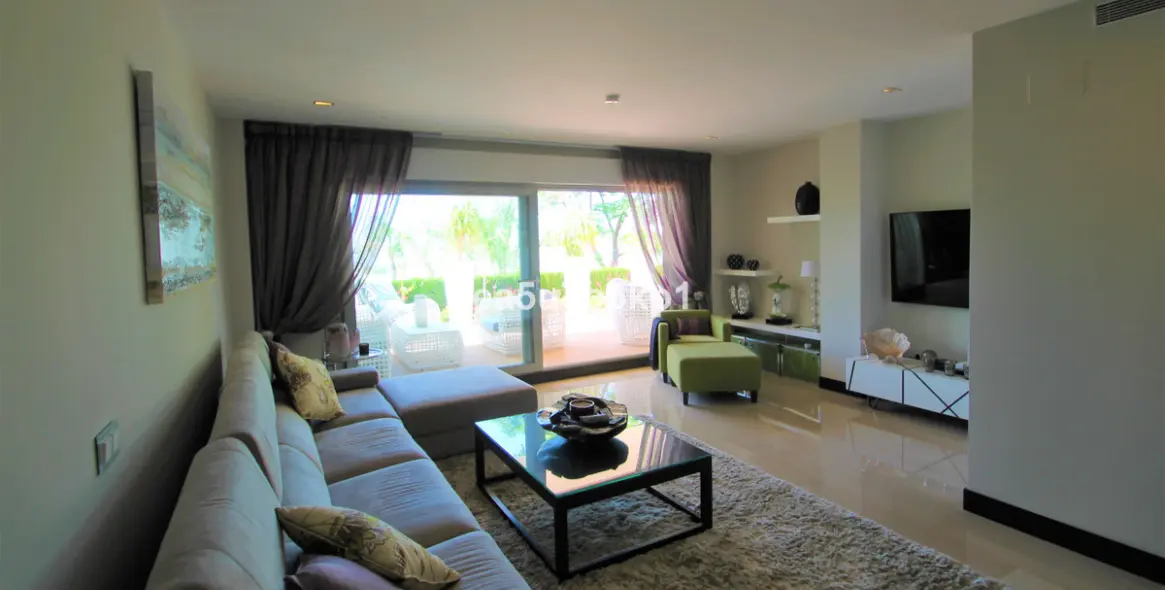 Sale of ground floor apartment in Benahavís 17