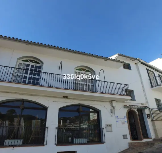 Sale of duplex in Benahavís