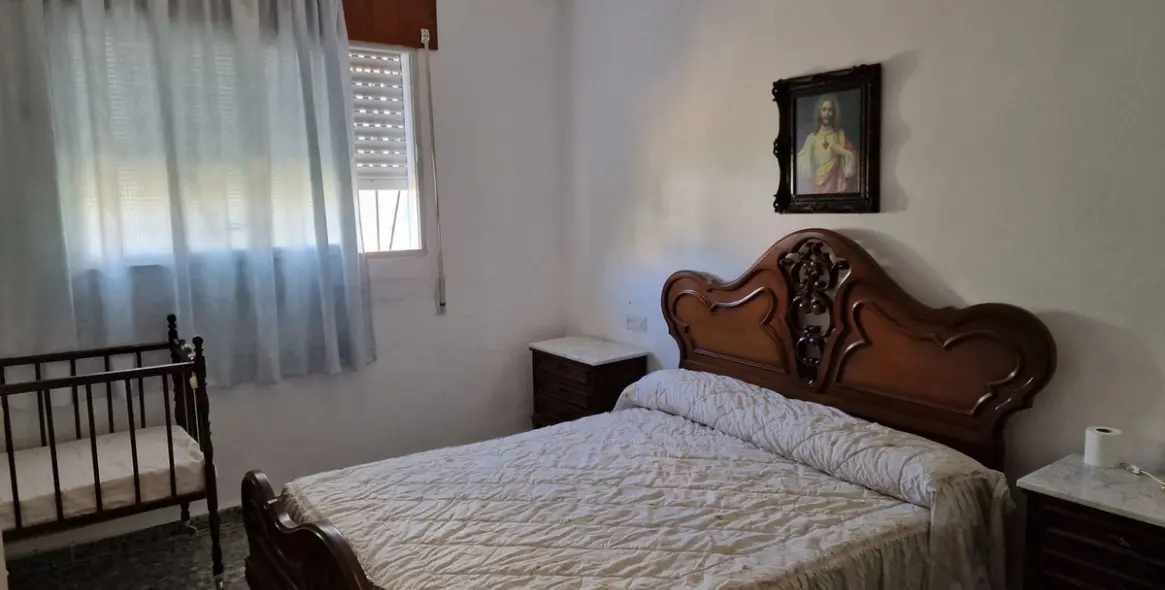 Sale of detached villa in Tolox 11