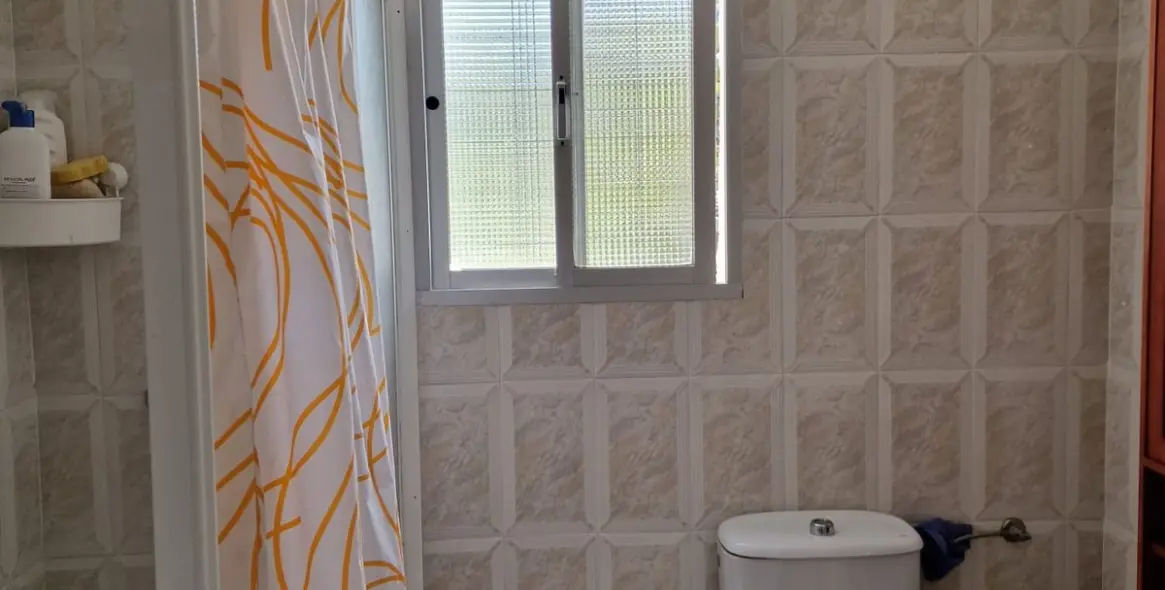 Sale of detached villa in Tolox 12