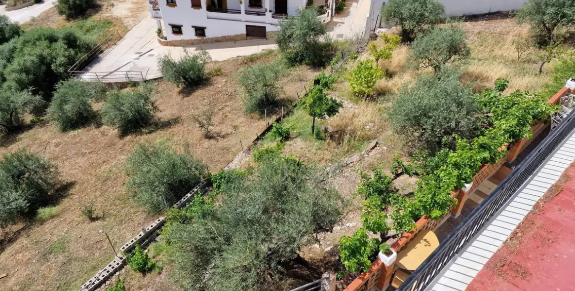 Продажа  отдельно стоящей виллы в Tolox 27