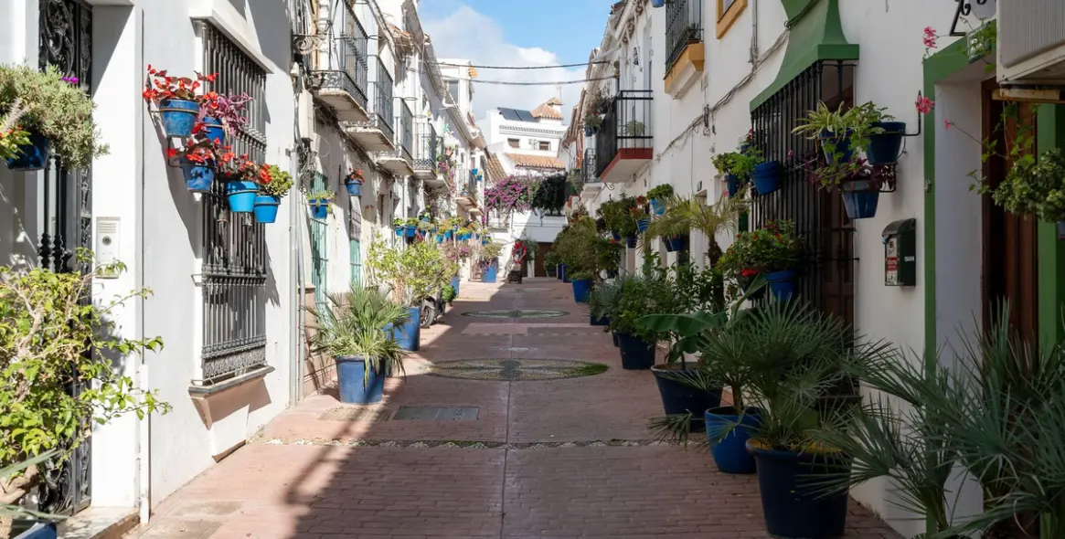 Продажа таунхауса в Estepona 1