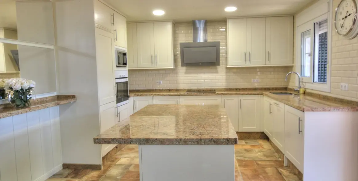 Продажа финки в Mijas Costa 4