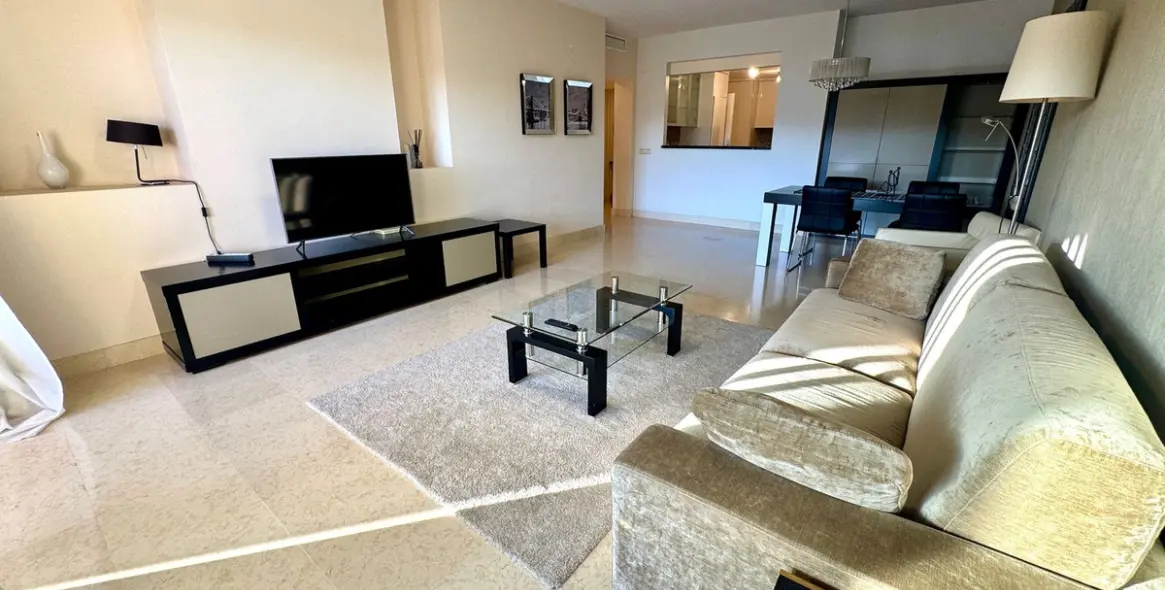 Продажа апартаментов на среднем этаже в Benahavís 10