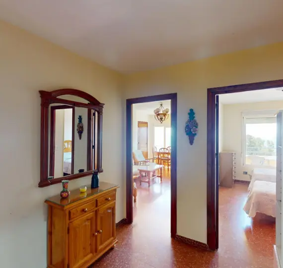 Sale of middle floor apartment in Torre del Mar