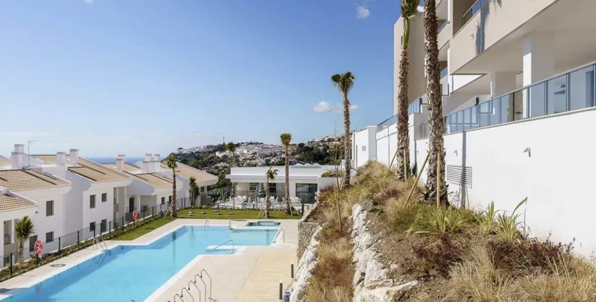 Продажа апартаментов на среднем этаже в Benalmadena 2