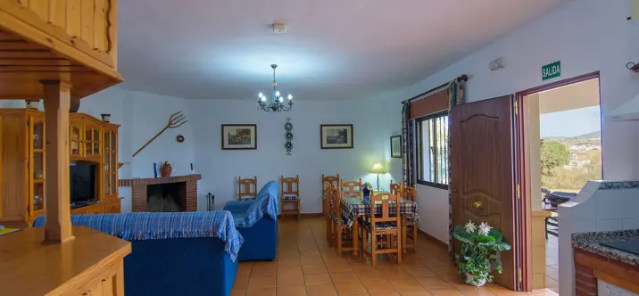 Sale of detached villa in Ronda 4