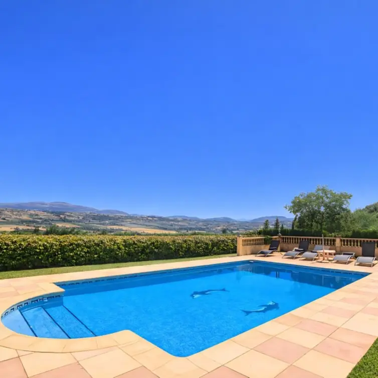 Sale of detached villa in Ronda