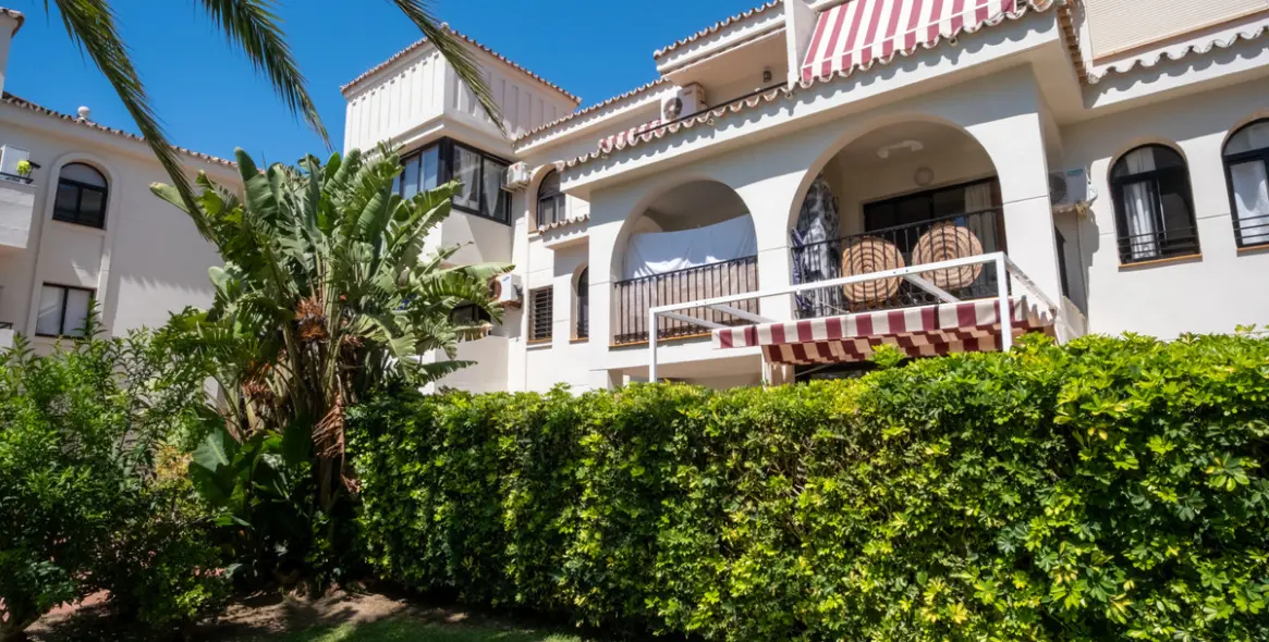 Sale of ground floor apartment in Los Alamos 2