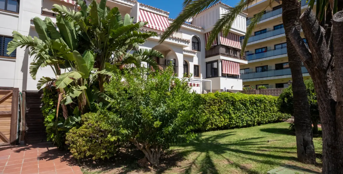 Sale of ground floor apartment in Los Alamos 22