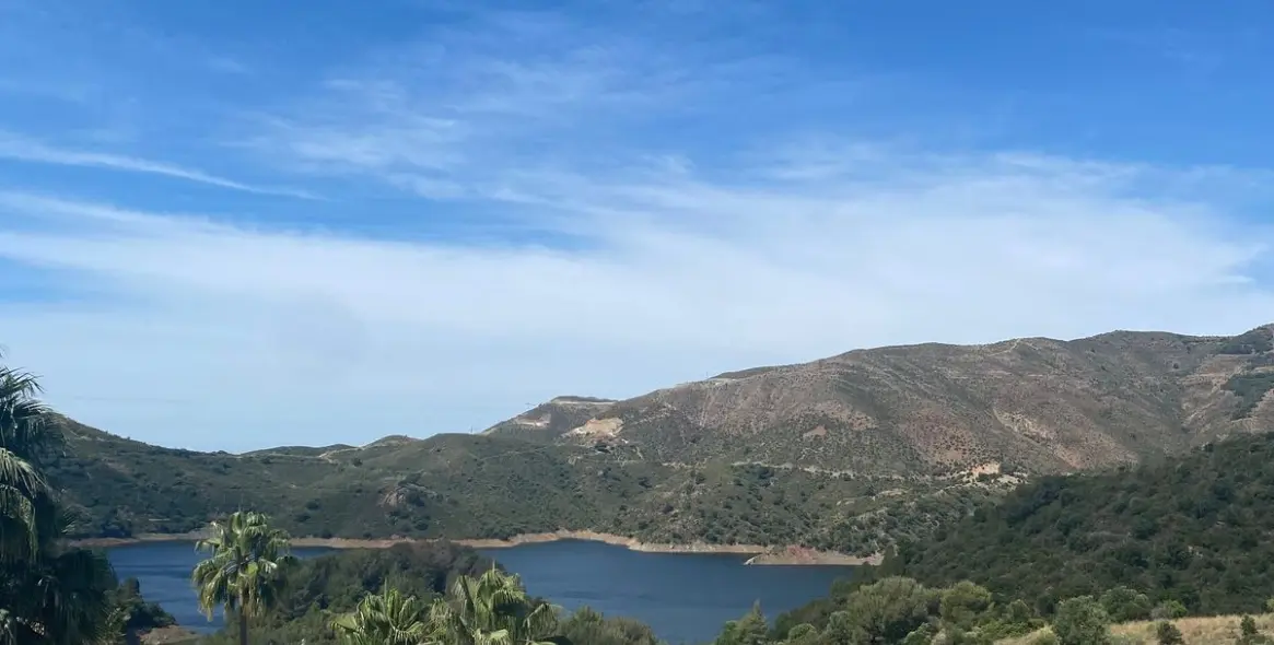 Продажа таунхауса в Istán 1