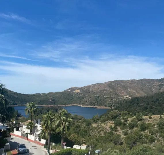 Venta de adosado en Istán