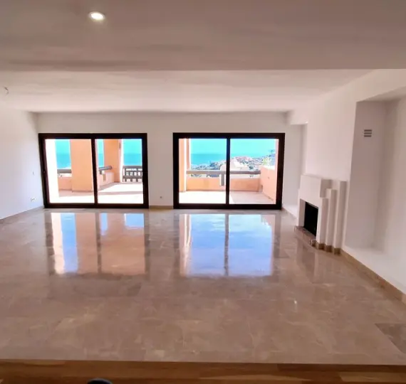 Продажа пентхауса в La Duquesa