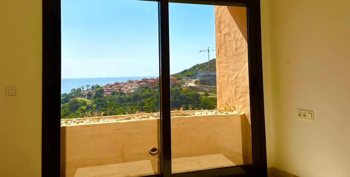 Продажа пентхауса в La Duquesa 24