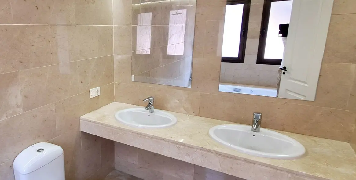 Продажа пентхауса в La Duquesa 28