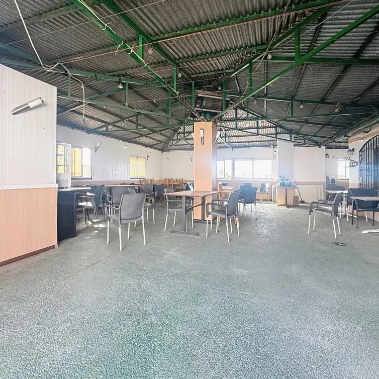 Sale of restaurant in Diana Park