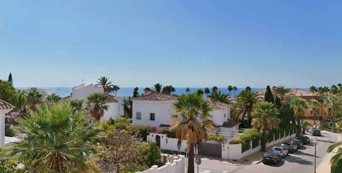 Sale of duplex in Marbella 1