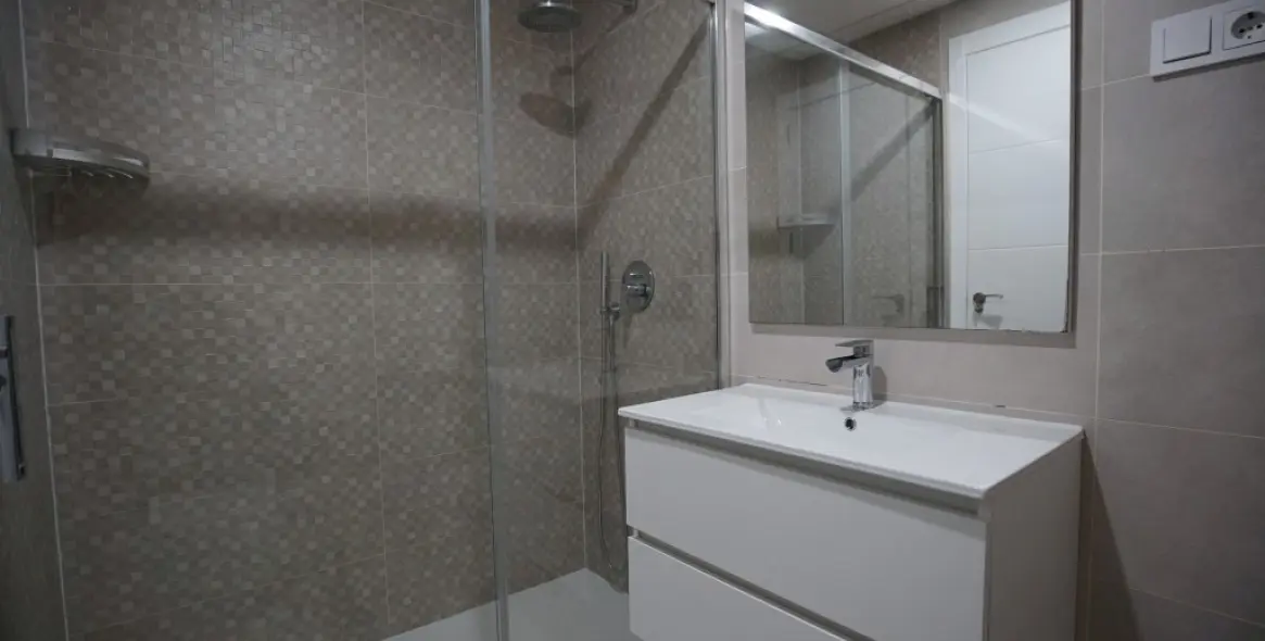 Sale of ground floor apartment in Bel Air 10