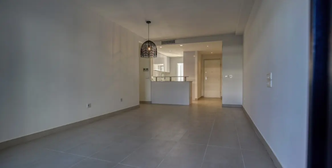 Sale of ground floor apartment in Bel Air 7