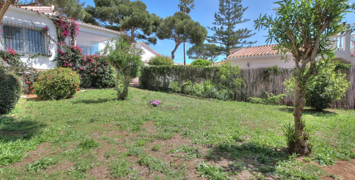 Продажа дома на две семьи в La Cala de Mijas 2