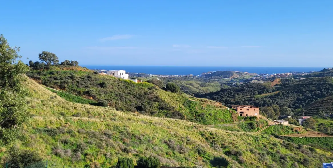 Sale of residential plot in La Cala Golf 1