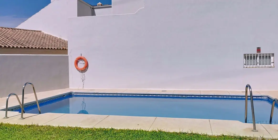 Sale of semi-detached house in Fuengirola 12