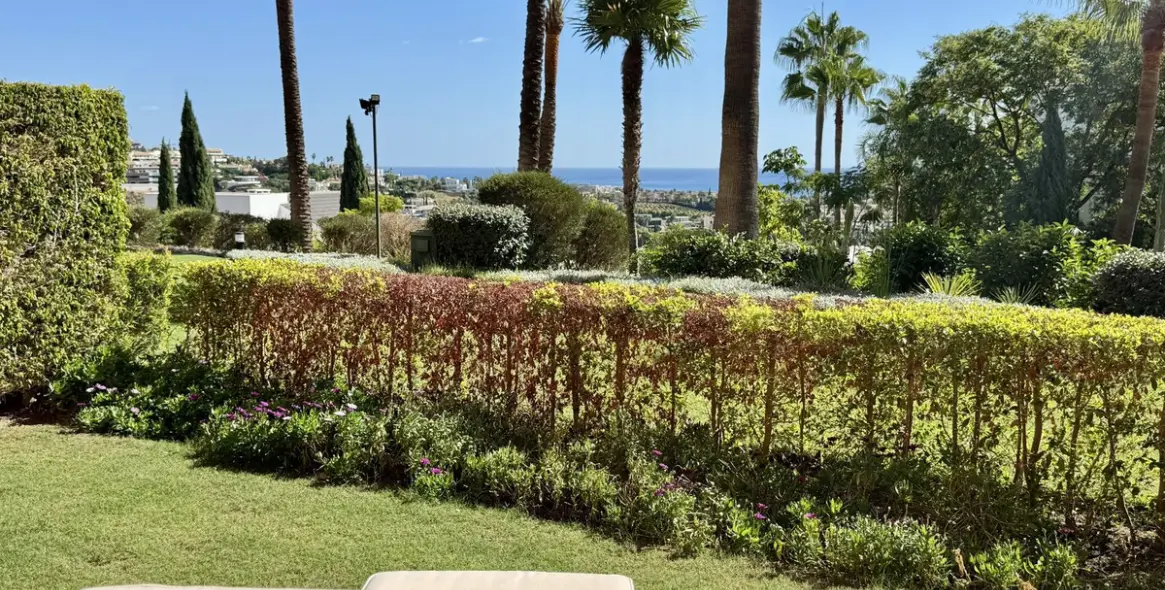 Sale of ground floor apartment in Los Flamingos 1