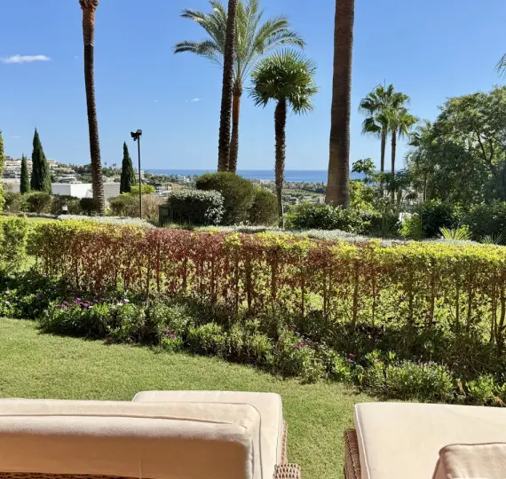 Sale of ground floor apartment in Los Flamingos